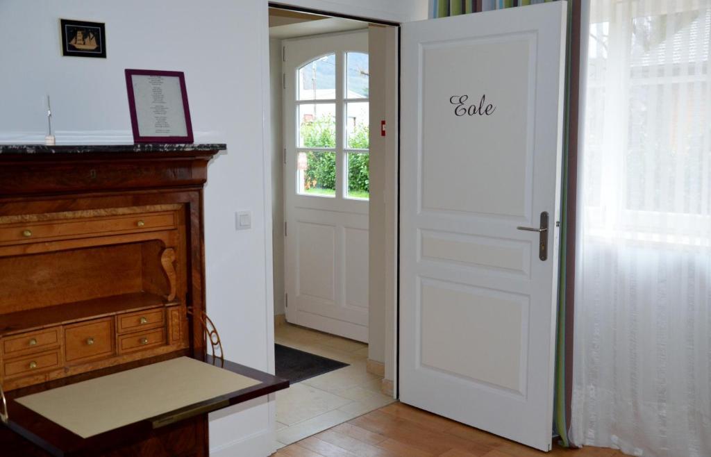 Chambres D'Hotes Le Relais De La Perle Le Vernois Exteriör bild